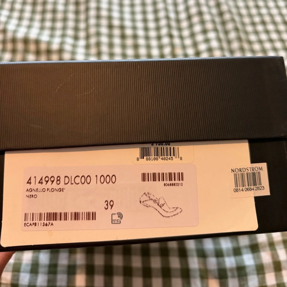 Gucci Black Leather Loafers with Gold Bit - Picture 9 of 9